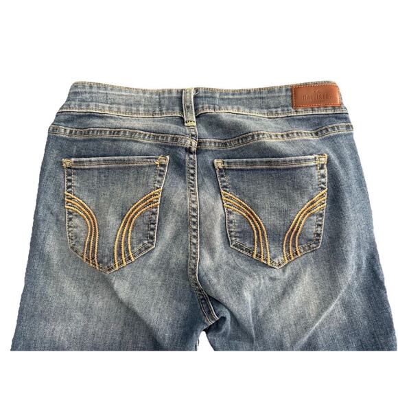 Hollister Jeans Womens 7S Blue Low Rise Bootcut Distressed Classic Stretch 29x30 - Picture 1 of 7